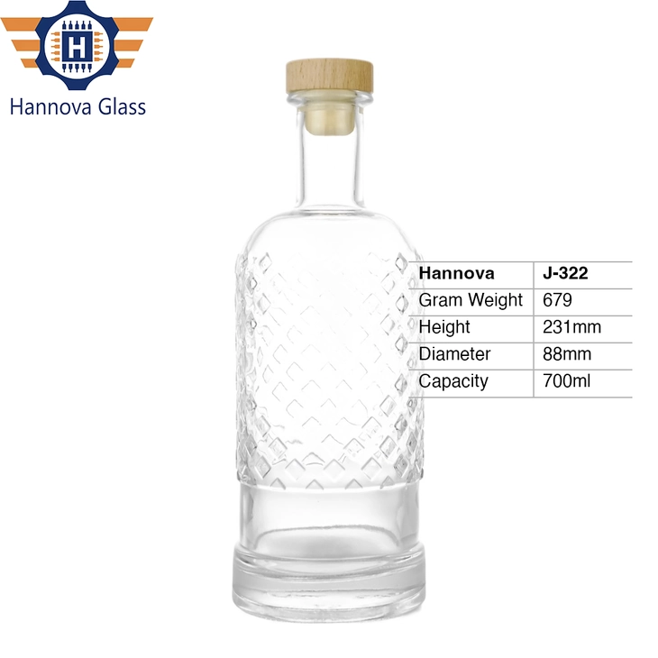 High Quality 700ml Crystal Cut Style Round Glass Vodka Bottle With Checkered Texture for Premium Brandy Tequila Packaging