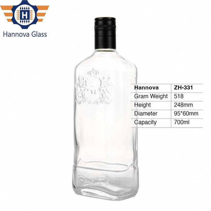 Wholesale 700ml Flat Rectangular Glass Bottle Screw Top Flask Shape for Whiskey Gin Vodka Rum Spirits Packaging