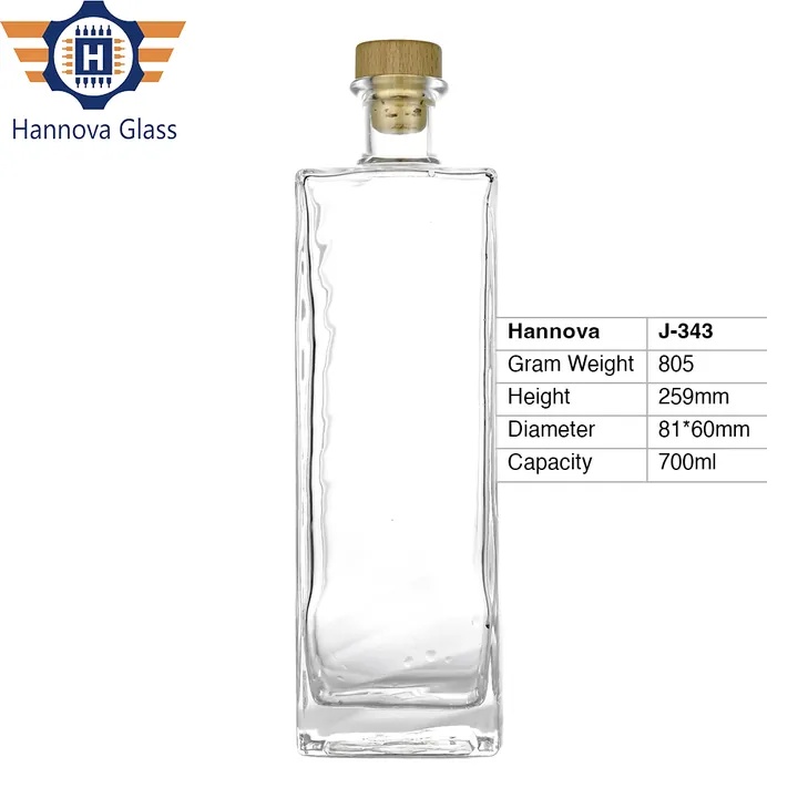 700ml Luxury Rectangle Glass Bottle for Liquor Whiskey Gin Rum Super Flint Heavy Thick Bottom Spirit Bottle With Wood Stopper