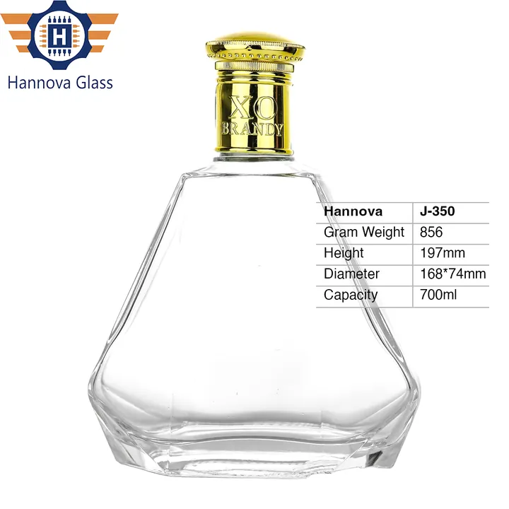 Luxury 700ml Pyramid Shape Glass Liquor Bottle for Brandy with XO Gold Cap 850g Thick Bottom Spirit Bottle with Cork